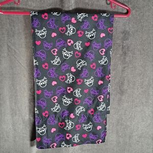 Pair of Large Black Skulls and Hearts Polyester Pillowcases VG 31.5" x 20"